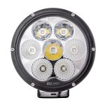Mit LED-Zusatzscheinwerfern LKWs...