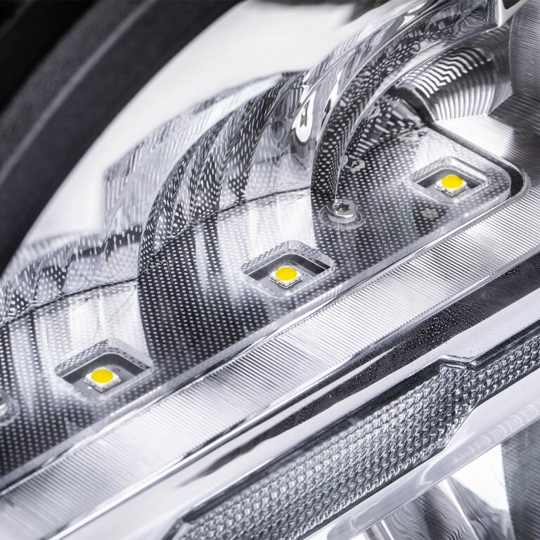 9 LED UltraLux Fernscheinwerfer RedTyphoon